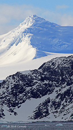 MC004132 Mountain